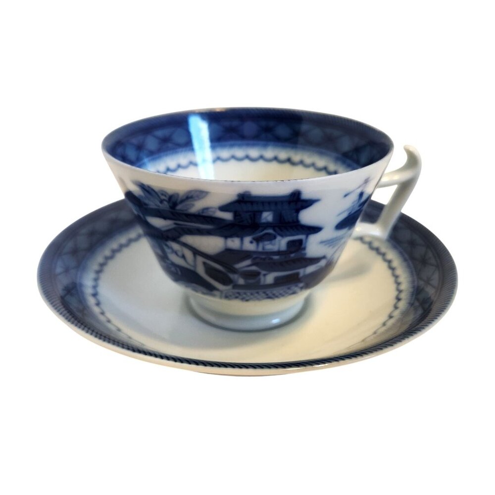 Mottahedeh Blue & White Porcelain Teacup With Saucer Asian Landscape Collectible